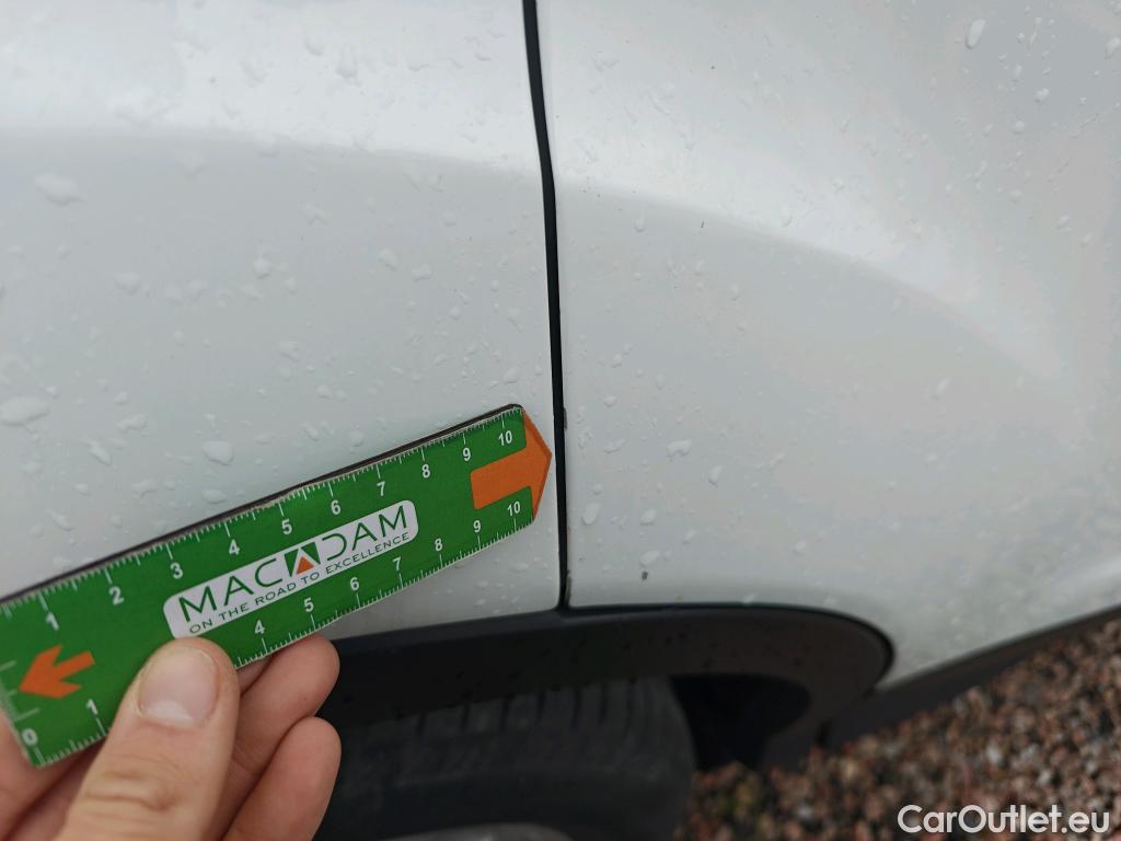  Ford  Kuga FORD  / 2016 / 5P / todoterreno 1.5 EcoBoost 88kW 4x2 Trend+ (CX) #33