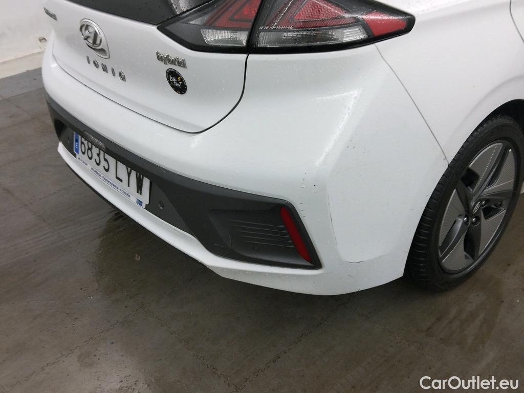  Hyundai   Ioniq HYUNDAI / 2019 / 5P / berlina con portón 1.6 GDI HEV Tecno DCT #13