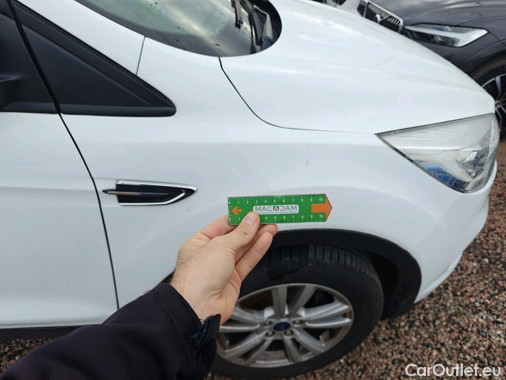  Ford  Kuga FORD  / 2016 / 5P / todoterreno 1.5 EcoBoost 88kW 4x2 Trend+ (CX) #18