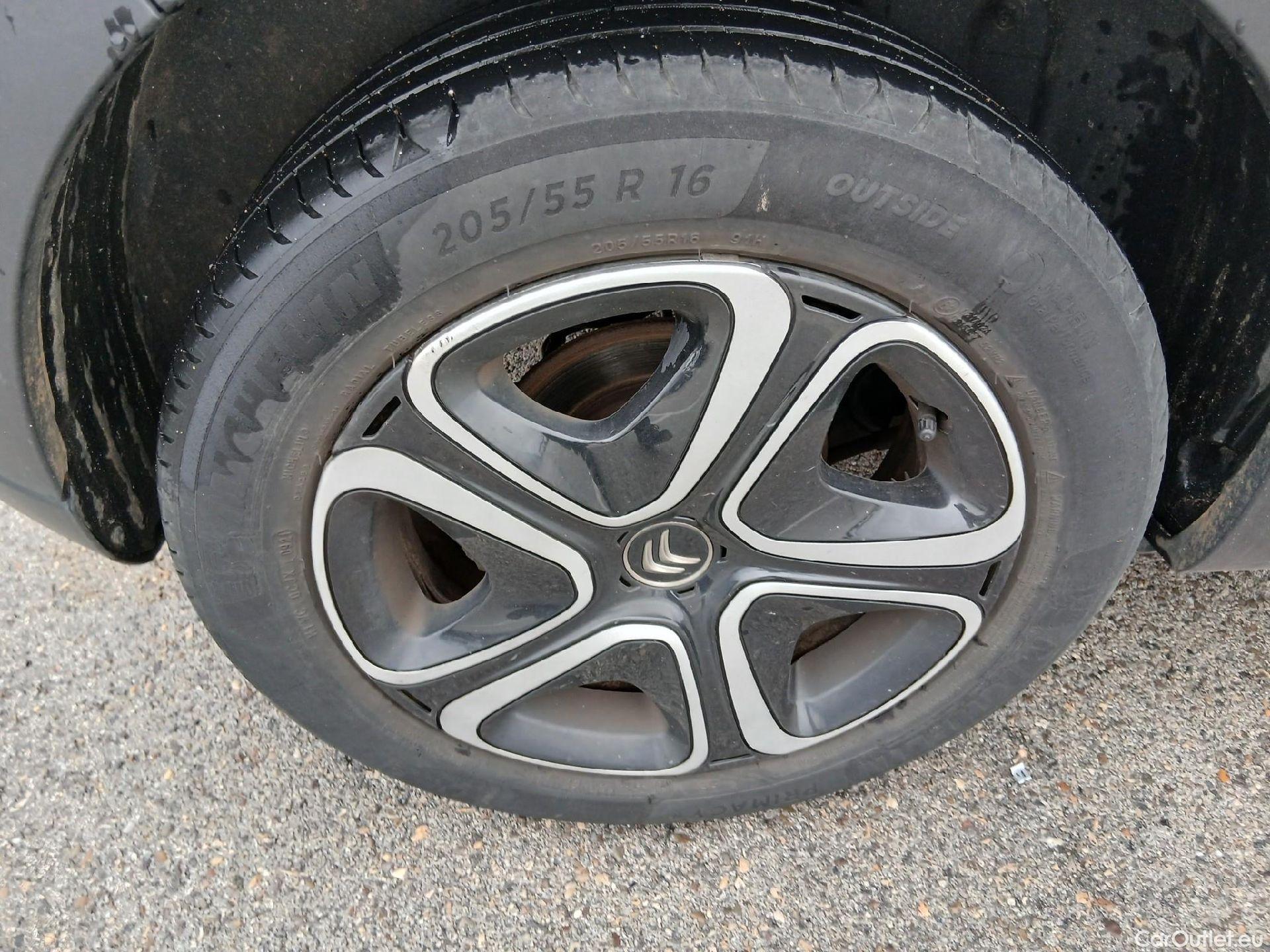  Citroen  C3 CITROEN  / 2020 / 5P / berlina con portón BlueHDi 75KW (100CV) S&S FEEL #8