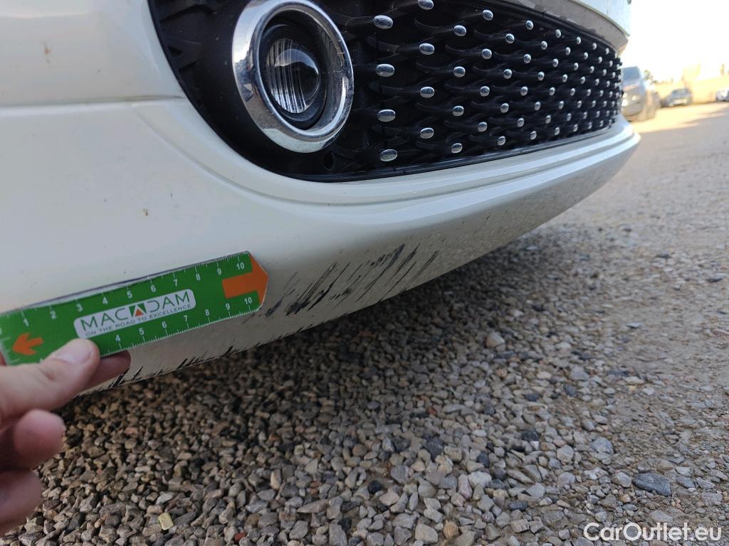  Fiat  500 FIAT  / 2015 / 3P / berlina con portón Red 1.0 Hybrid 51KW (70 CV)(SP)(SL) (AC4) #8