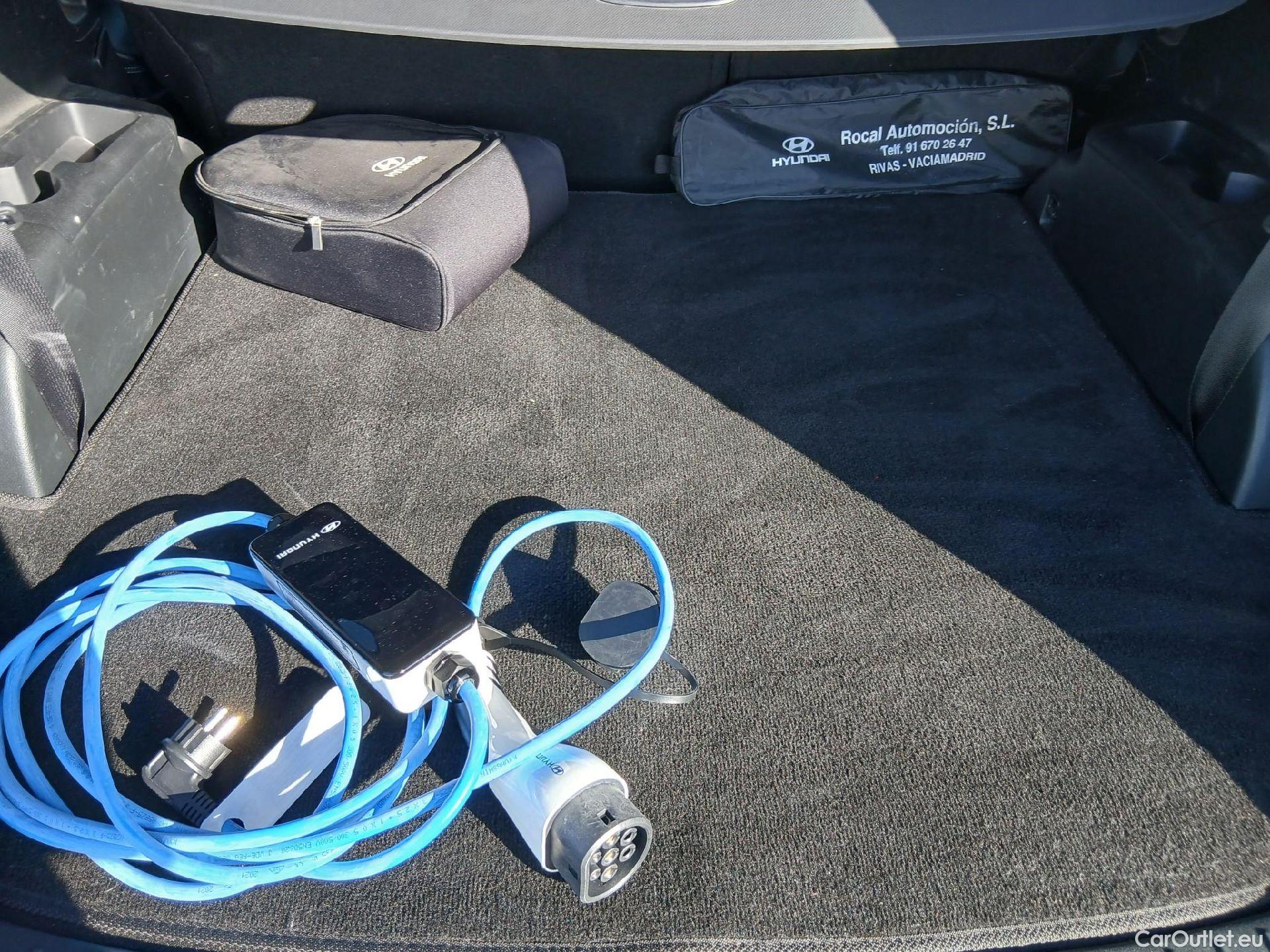  Hyundai  Santa Fe HYUNDAI  / 2021 / 5P / todoterreno 1.6 TGDi PHEV Tecno Auto 4x4 #1