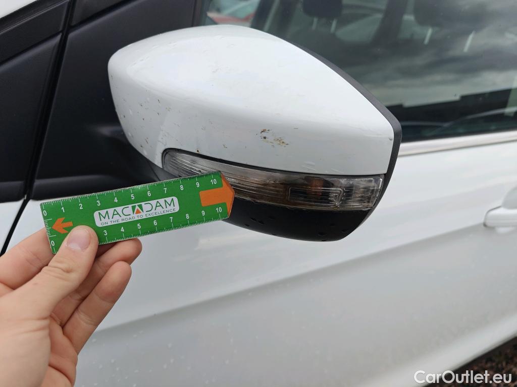  Ford  Kuga FORD  / 2016 / 5P / todoterreno 1.5 EcoBoost 88kW 4x2 Trend+ (CX) #55