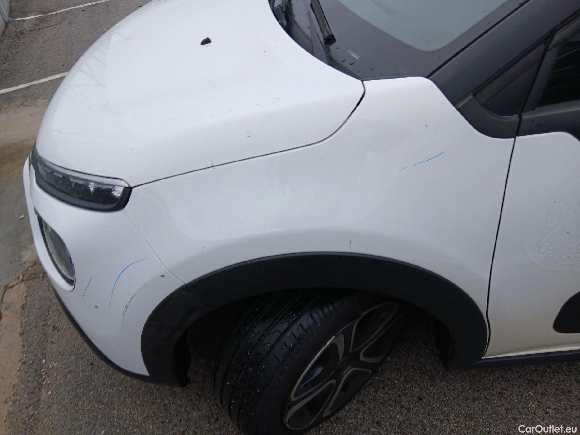  Citroen  C3 CITROEN  / 2020 / 5P / berlina con portón BlueHDi 75KW (100CV) S&S FEEL #24