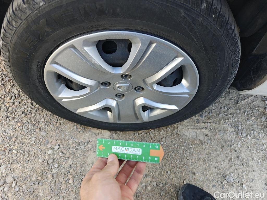  Dacia  Lodgy DACIA  / 2012 / 5P / monovolumen compacto Comfort Blue dCi 70kW (95CV) 7Pl - 18 #52