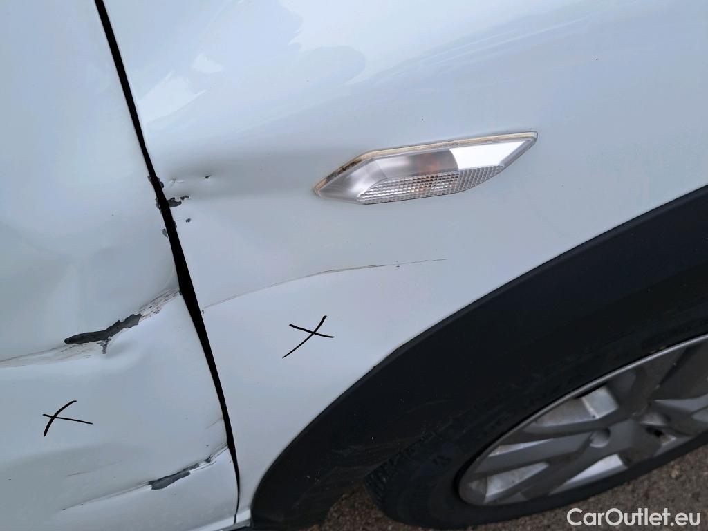  Dacia  Sandero DACIA  / 2020 / 5P / berlina con portón Stepway Essential TCe 67kW (90V) #6