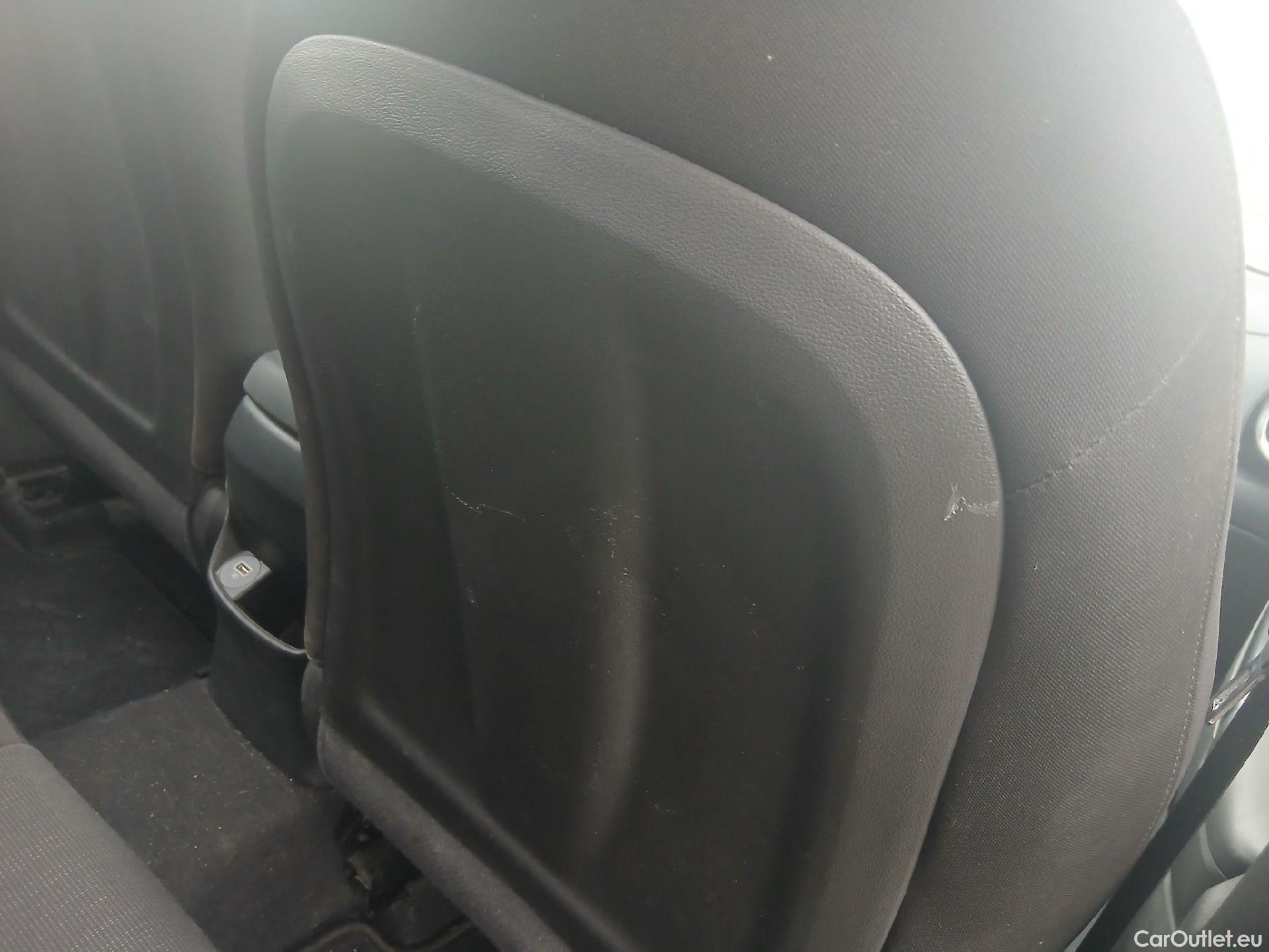  Hyundai  Konna HYUNDAI Kona / 2020 / 5P / todoterreno 1.0 TGDI Maxx 4X2 #7