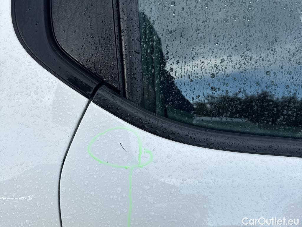  Citroen  C3 CITROEN  / 2016 / 5P / berlina con portón PureTech 60KW (82CV) FEEL (CX) #19