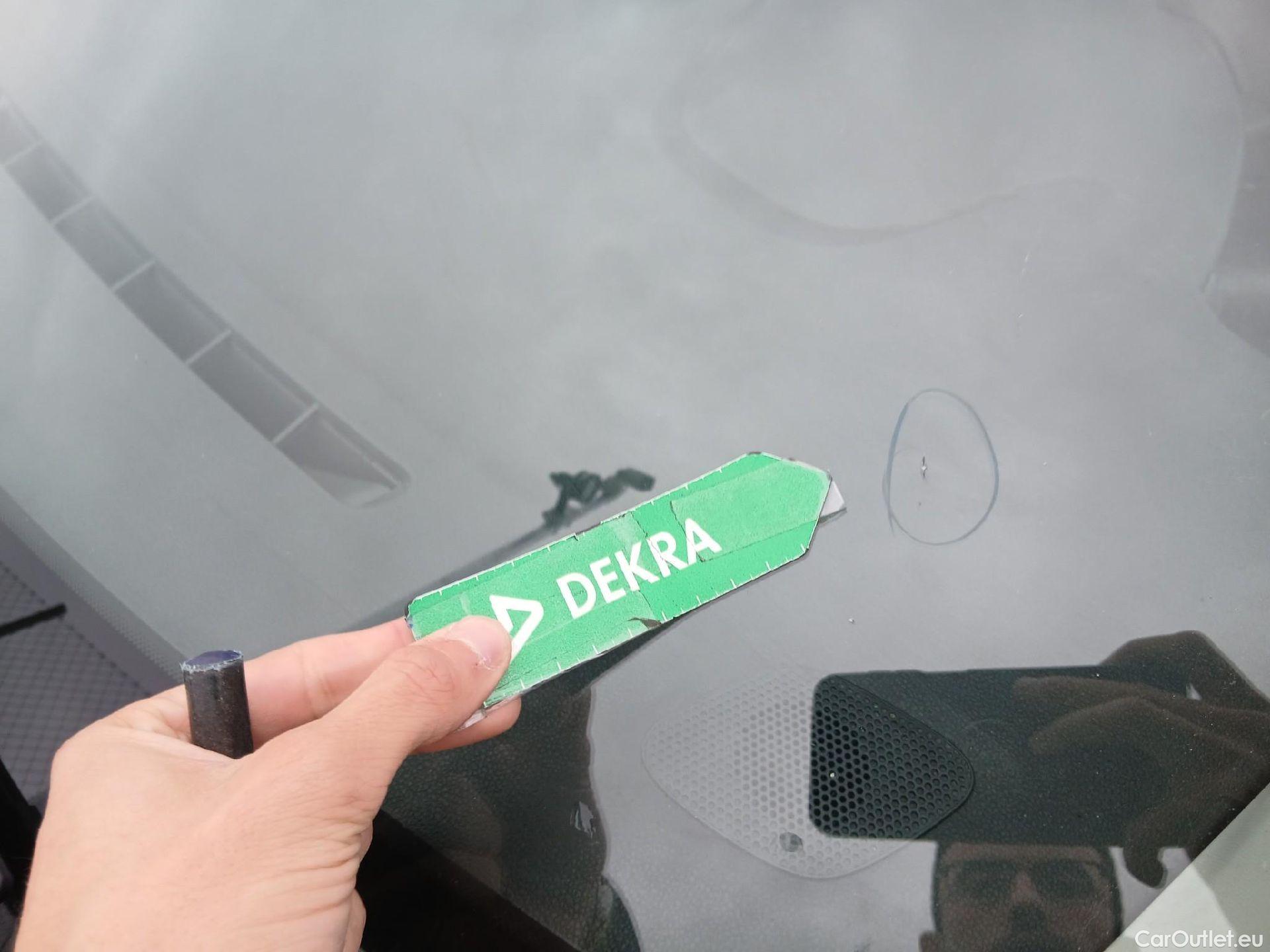  Citroen  C3 CITROEN  / 2020 / 5P / berlina con portón BlueHDi 75KW (100CV) S&S FEEL #10