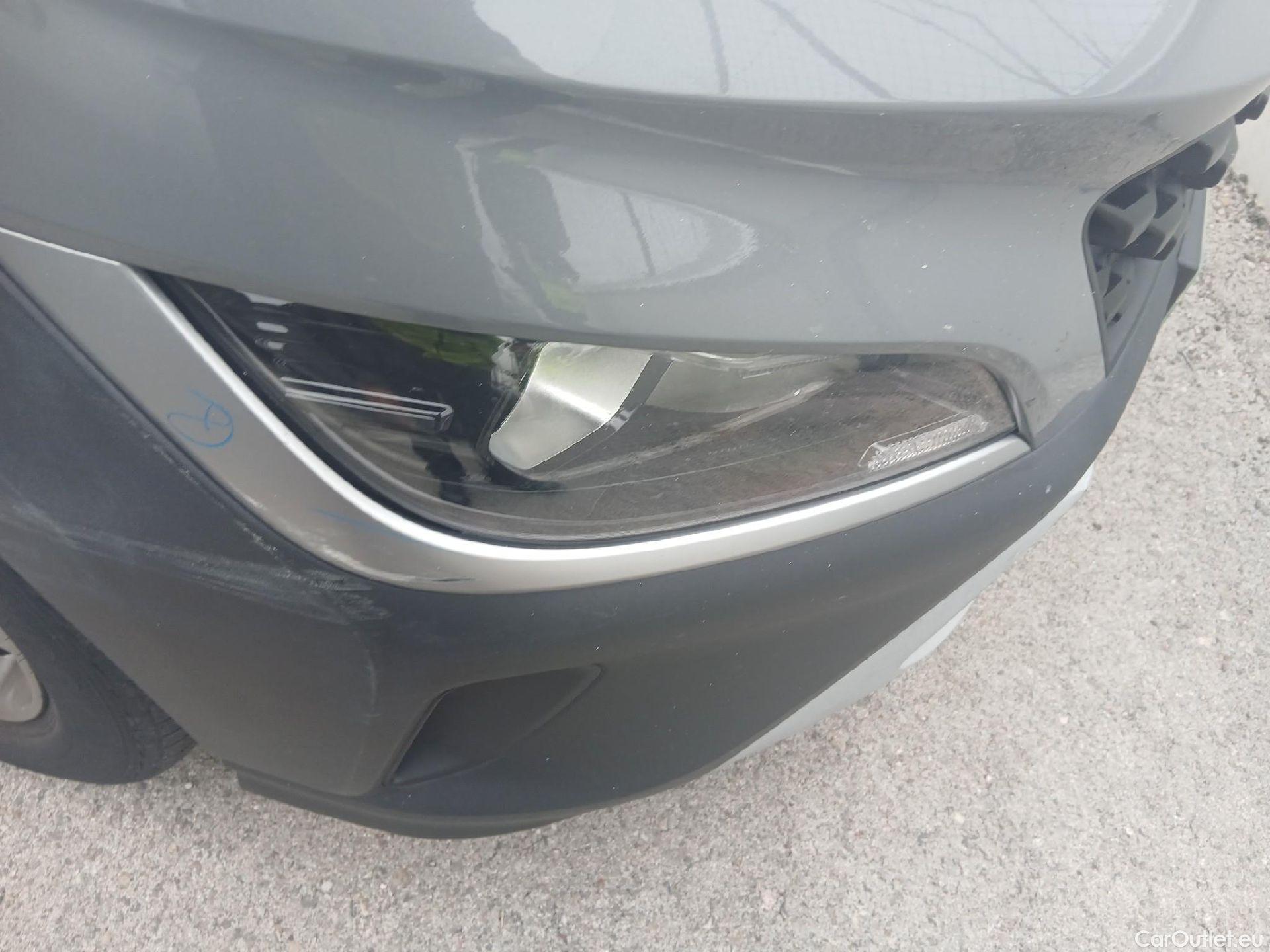  Hyundai  Konna HYUNDAI Kona / 2020 / 5P / todoterreno 1.0 TGDI Maxx 4X2 #11