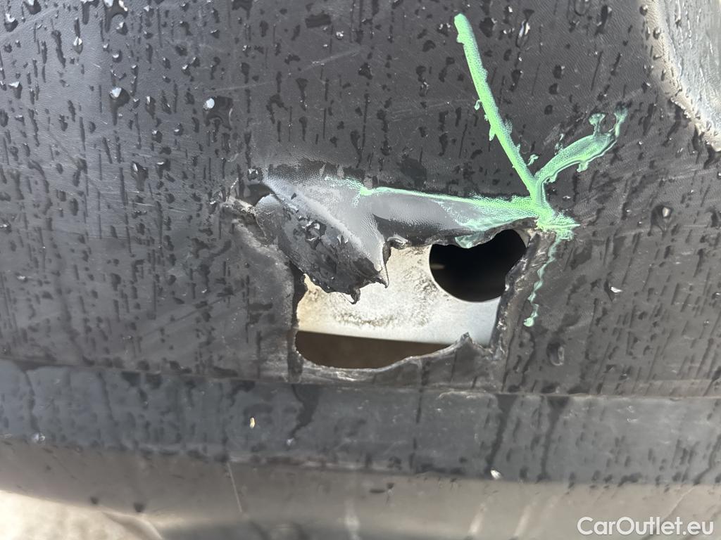  Citroen  C3 CITROEN  / 2016 / 5P / berlina con portón PureTech 60KW (82CV) FEEL (CX) #2