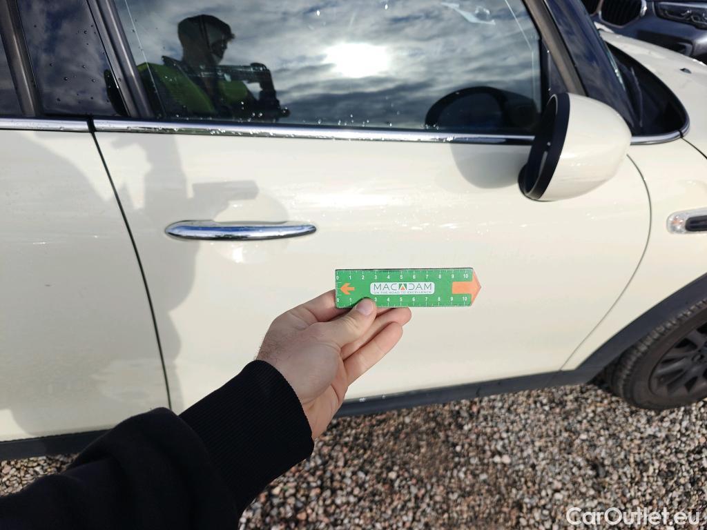  Mini  Cooper MINI MINI / 2014 / 5P / berlina con portón ONE 5 PUERTAS (CX) #23