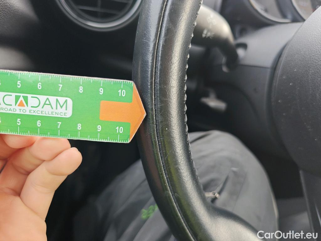  Mini  Cooper MINI MINI / 2014 / 5P / berlina con portón ONE 5 PUERTAS (CX) #13