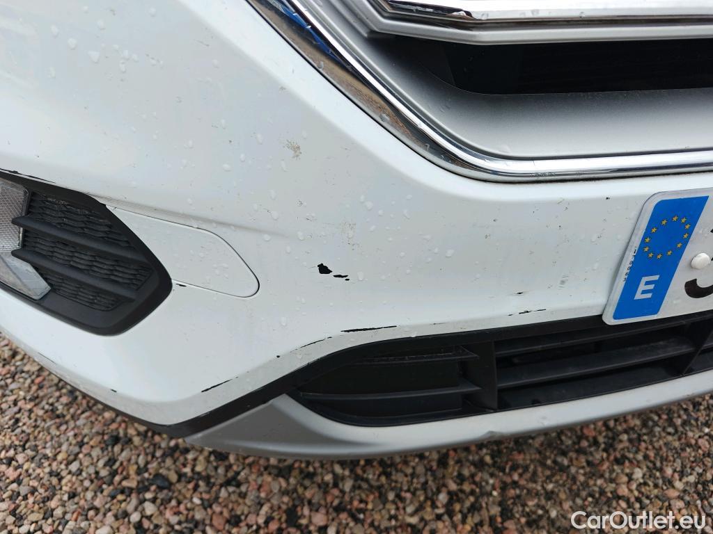  Ford  Kuga FORD  / 2016 / 5P / todoterreno 1.5 EcoBoost 88kW 4x2 Trend+ (CX) #52