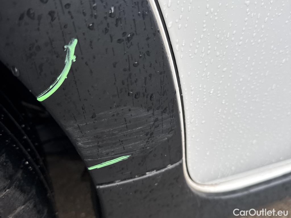  Citroen  C3 CITROEN  / 2016 / 5P / berlina con portón PureTech 60KW (82CV) FEEL (CX) #26