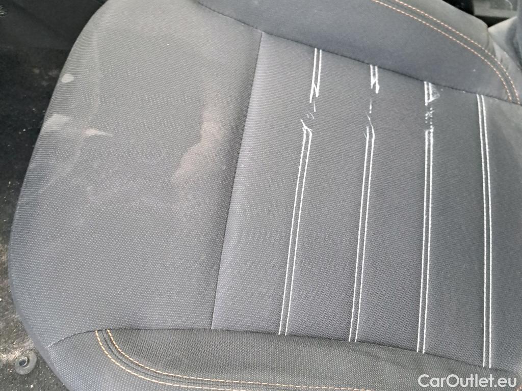  Dacia  Sandero DACIA  / 2020 / 5P / berlina con portón Stepway Essential TCe 67kW (90V) #16