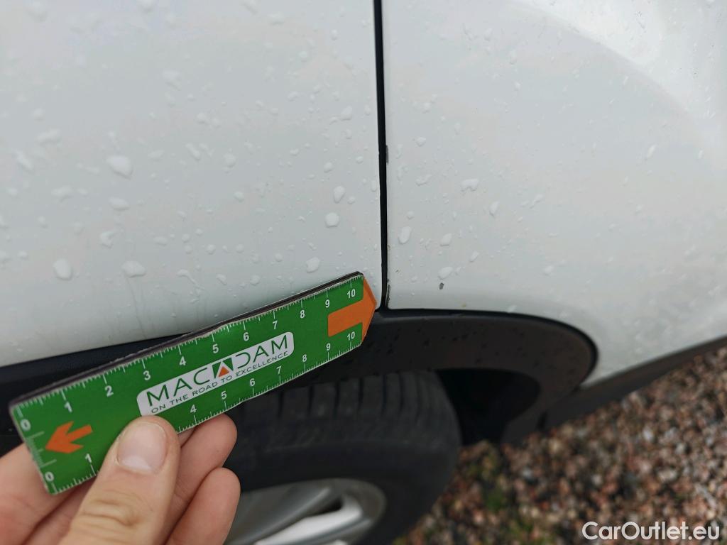  Ford  Kuga FORD  / 2016 / 5P / todoterreno 1.5 EcoBoost 88kW 4x2 Trend+ (CX) #32