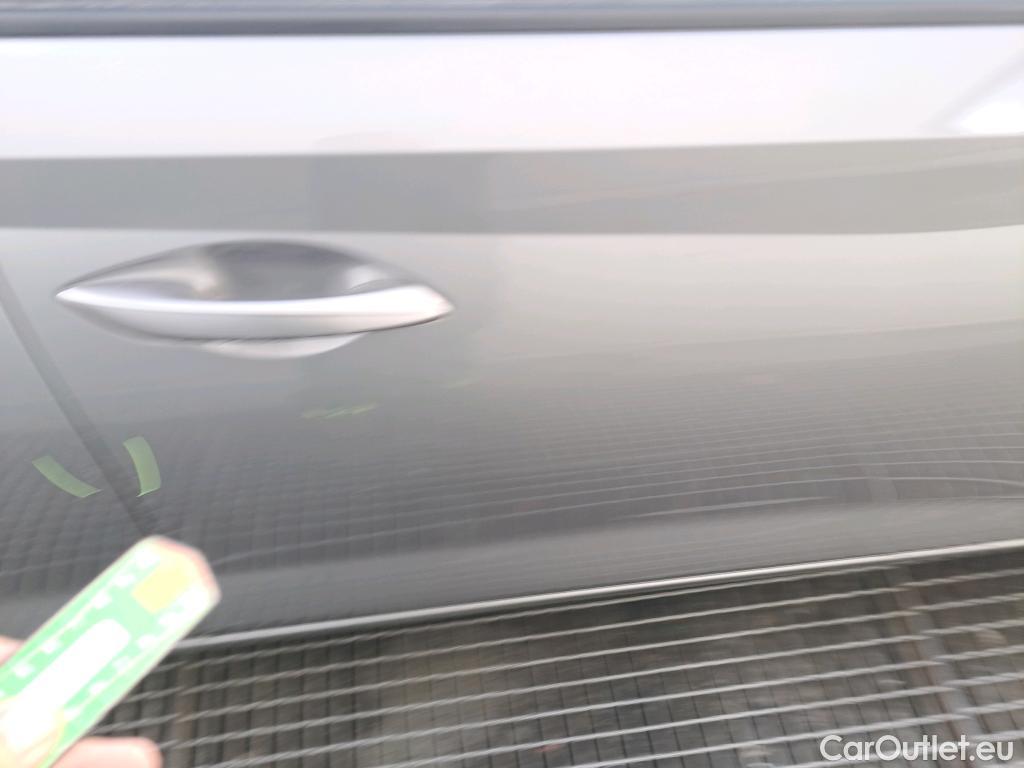  Hyundai  i20 HYUNDAI  / 2020 / 5P / berlina con portón 1.0 TGDI 74kW (100CV) SLX #3