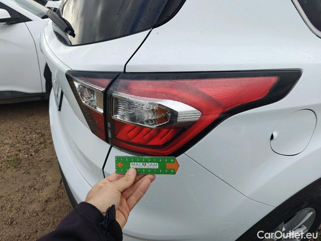  Ford  Kuga FORD  / 2016 / 5P / todoterreno 1.5 EcoBoost 88kW 4x2 Trend+ (CX) #5