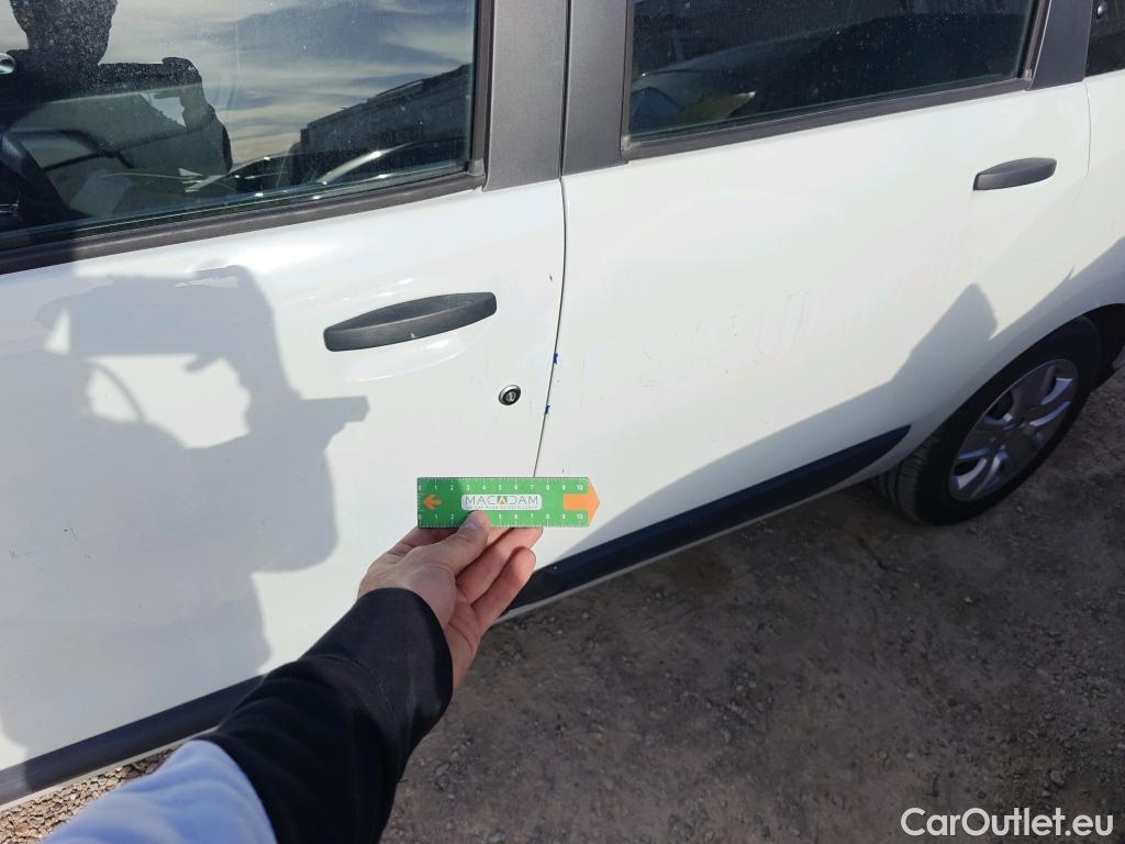  Dacia  Lodgy DACIA  / 2012 / 5P / monovolumen compacto Comfort Blue dCi 70kW (95CV) 7Pl - 18 #21