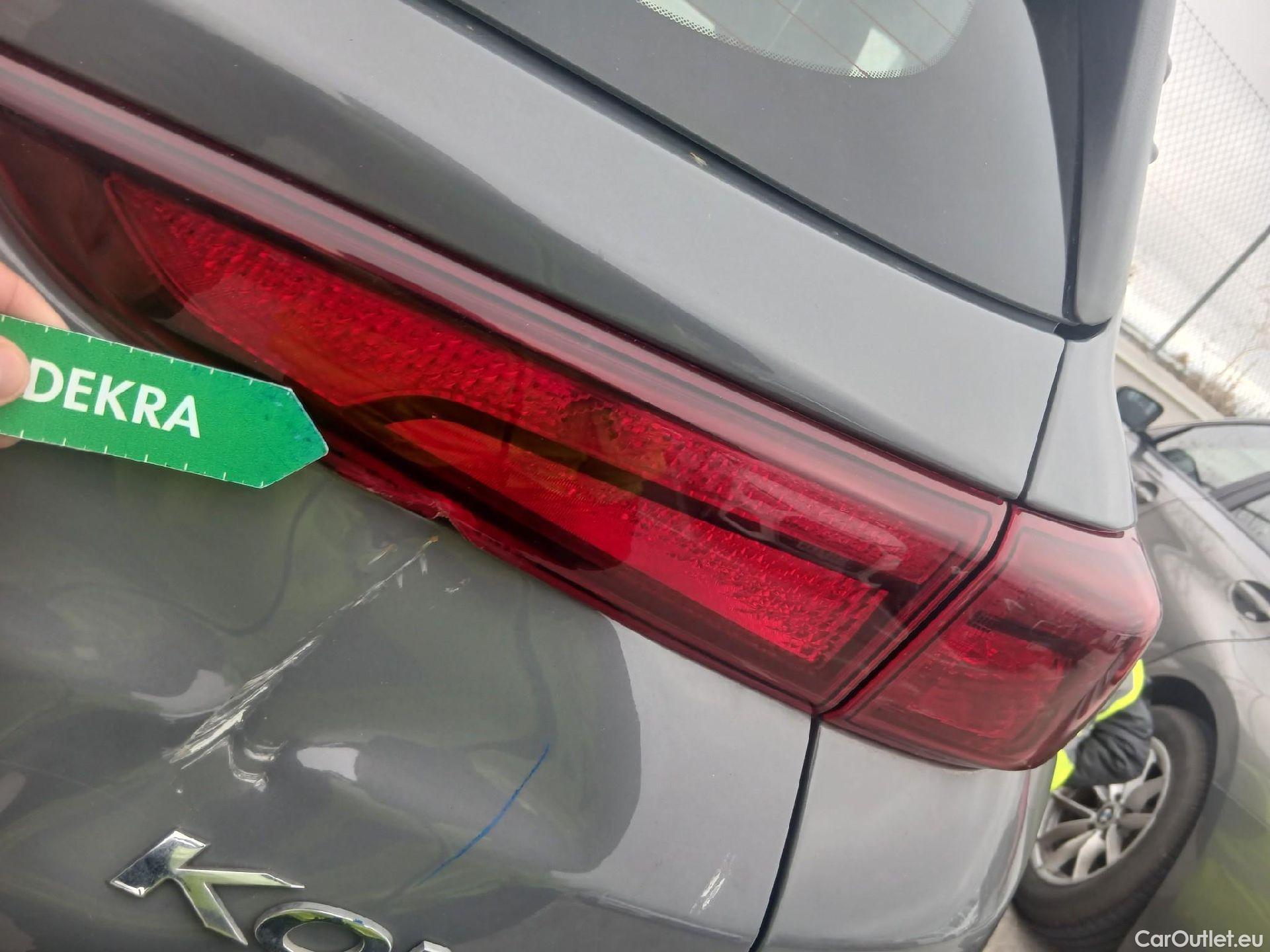  Hyundai  Konna HYUNDAI Kona / 2020 / 5P / todoterreno 1.0 TGDI Maxx 4X2 #33