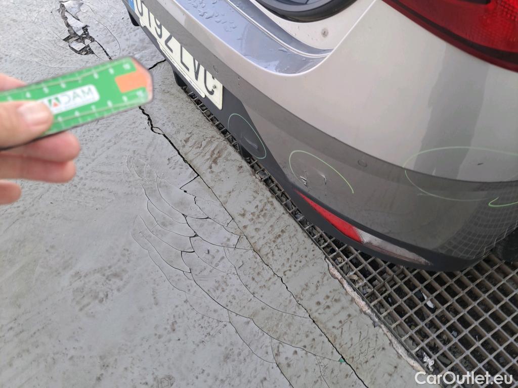  Hyundai  i20 HYUNDAI  / 2020 / 5P / berlina con portón 1.0 TGDI 74kW (100CV) SLX #5