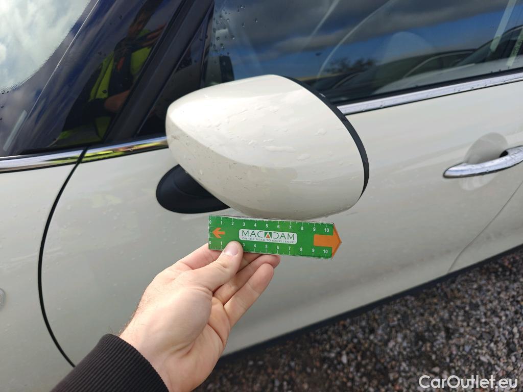  Mini  Cooper MINI MINI / 2014 / 5P / berlina con portón ONE 5 PUERTAS (CX) #21