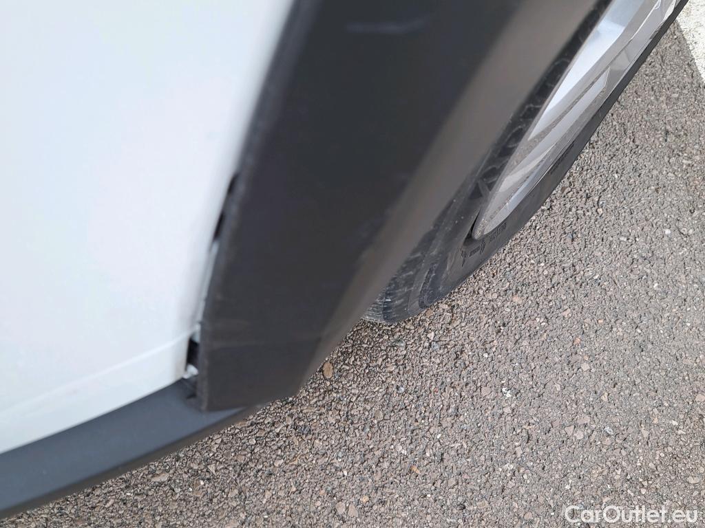  Dacia  Sandero DACIA  / 2020 / 5P / berlina con portón Stepway Essential TCe 67kW (90V) #28