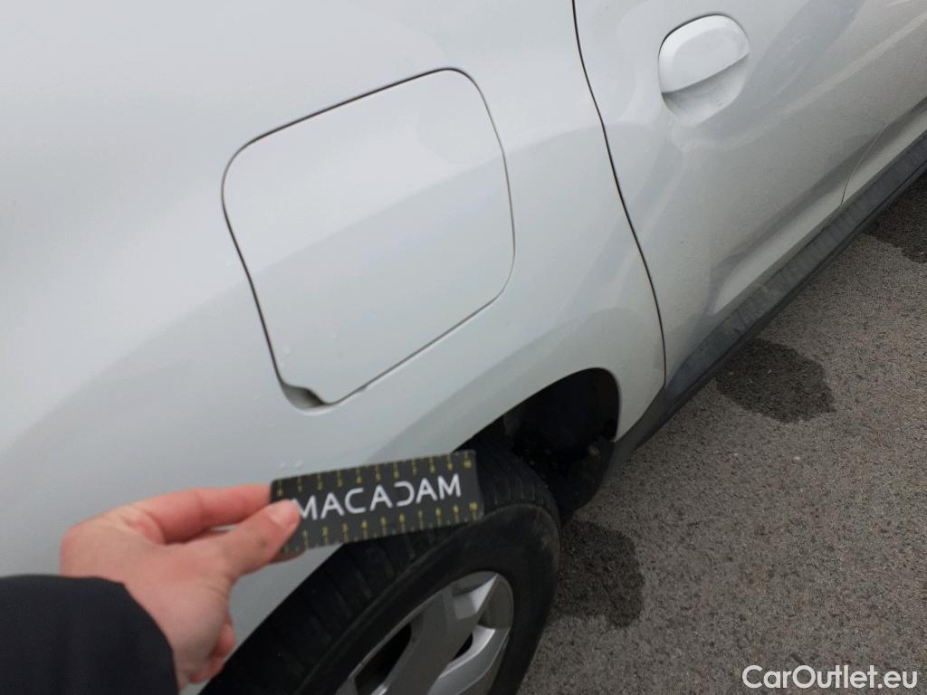  Dacia  Duster DACIA  / 2018 / 5P / todoterreno Comfort Blue dCi 85kW (115CV) 4X4 #36