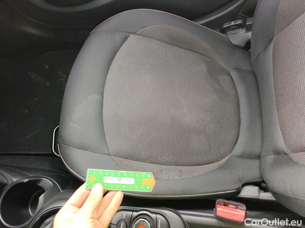  Mini  Cooper MINI MINI / 2014 / 5P / berlina con portón ONE 5 PUERTAS (CX) #4