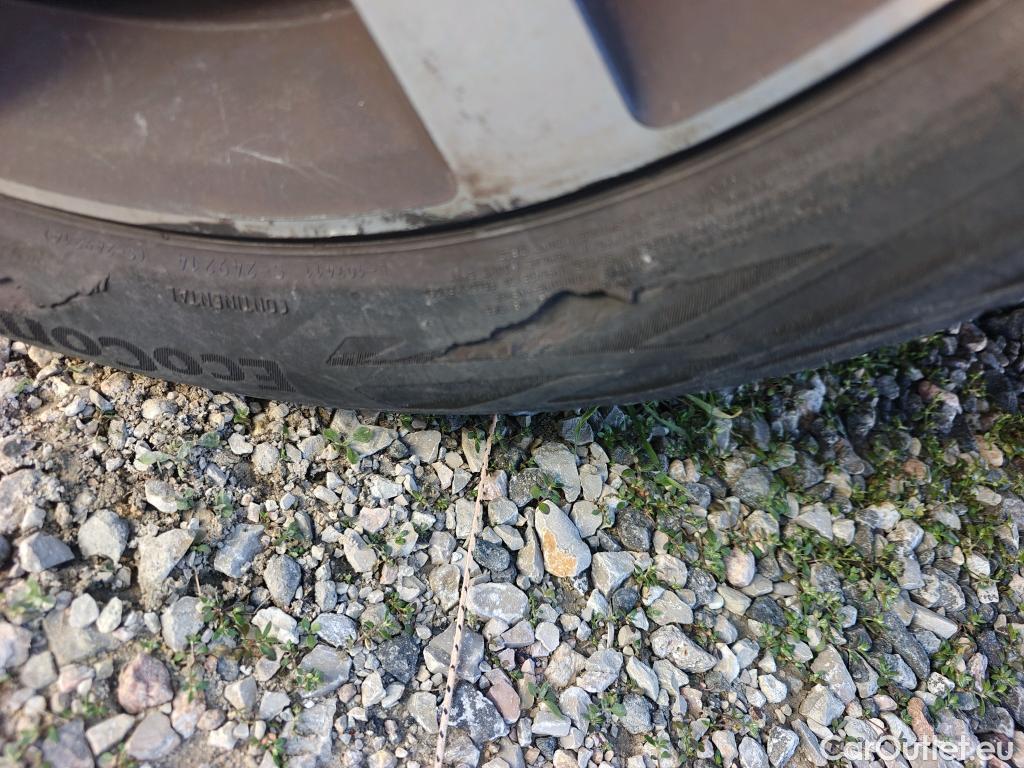  Peugeot  308 PEUGEOT  / 2017 / 5P / berlina con portón 5p Style BlueHDi 130 S&S #14