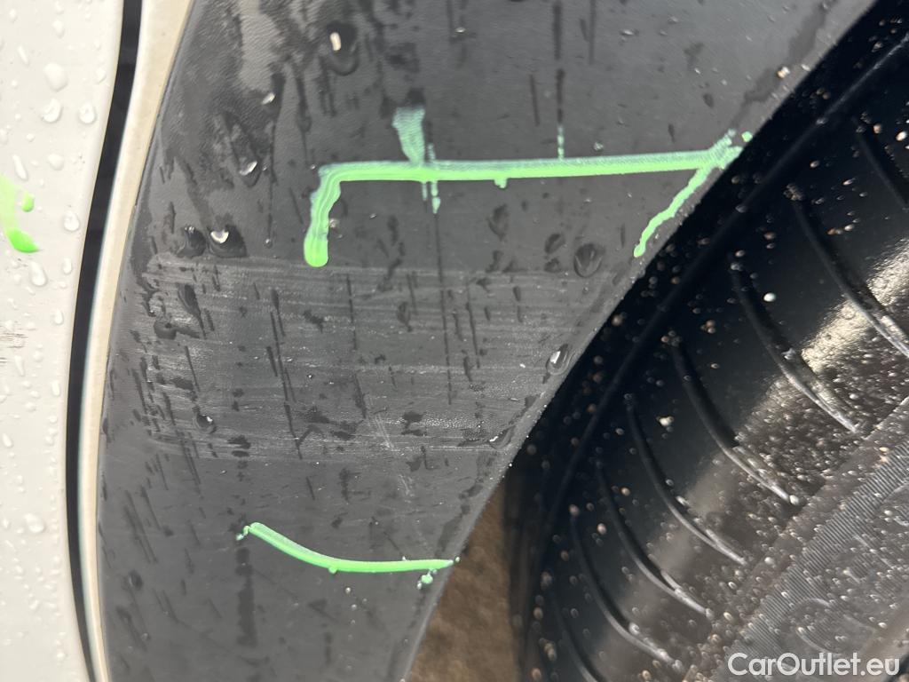  Citroen  C3 CITROEN  / 2016 / 5P / berlina con portón PureTech 60KW (82CV) FEEL (CX) #24