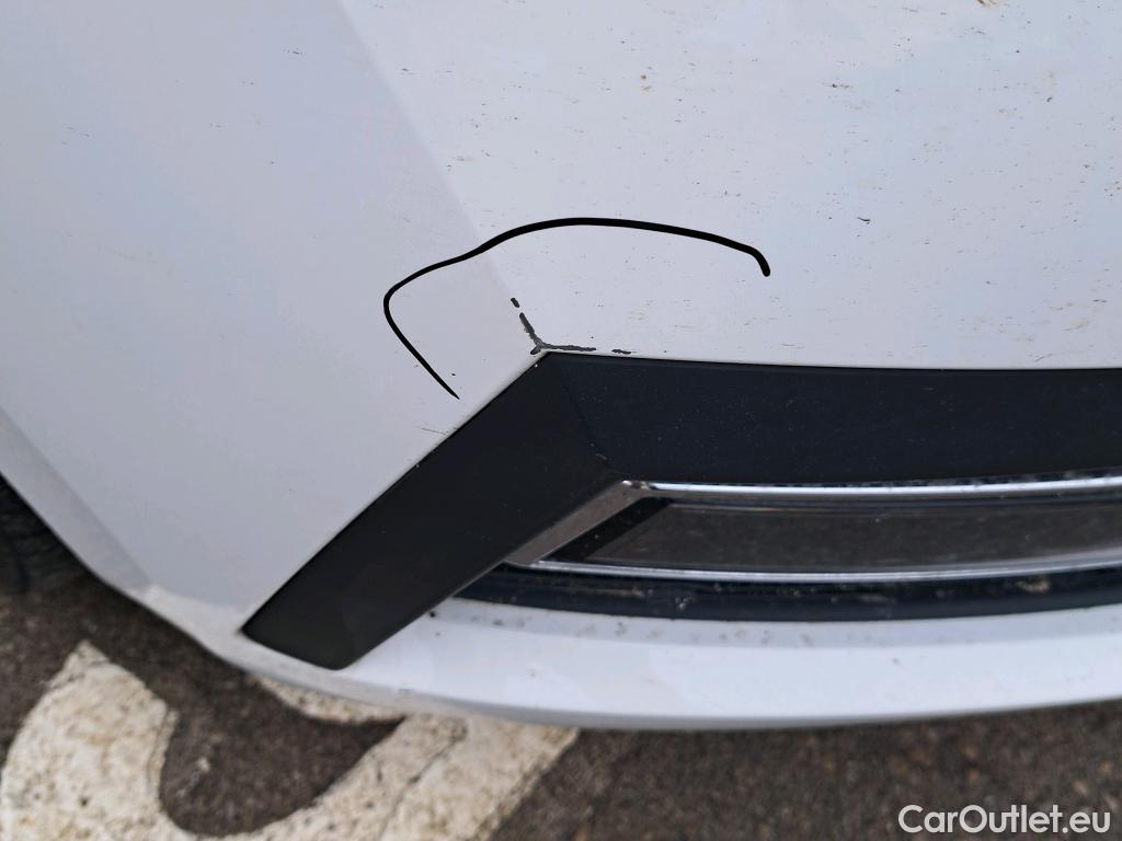  Skoda  Octavia SKODA  / 2020 / 5P / familiar Combi 2.0 TDI 110kW (150CV) DSG Style #6