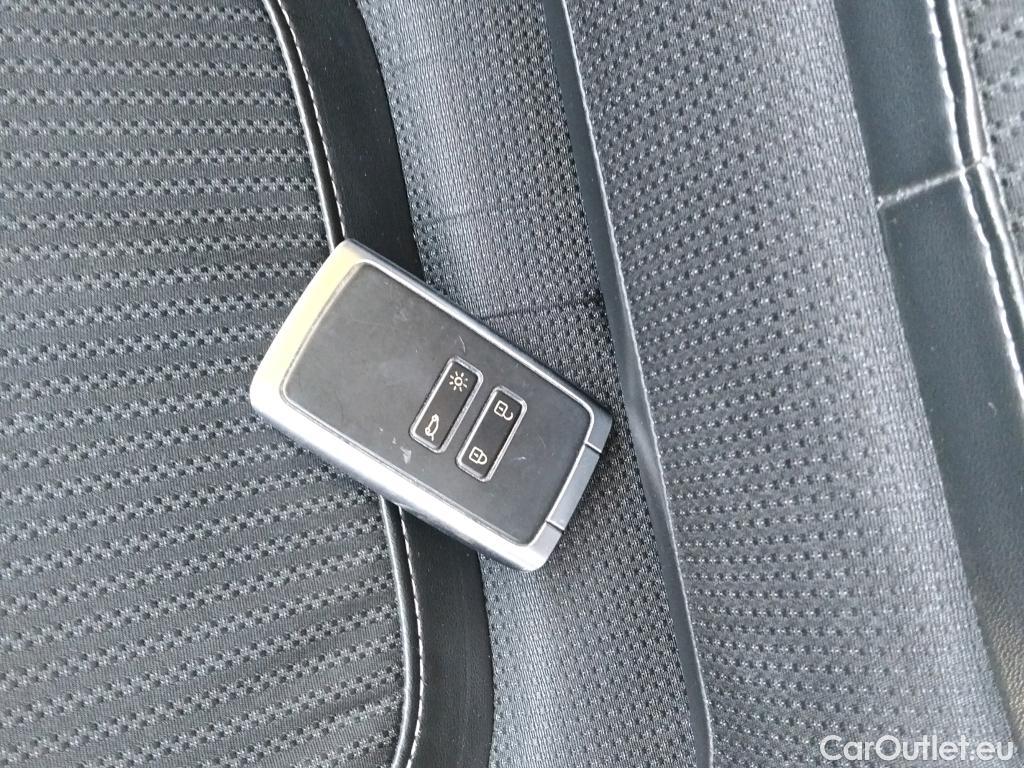  Renault  Megane RENAULT Mégane / 2020 / 5P / familiar S.T. Techno Blue dCi 85 kW (115CV) EDC #1