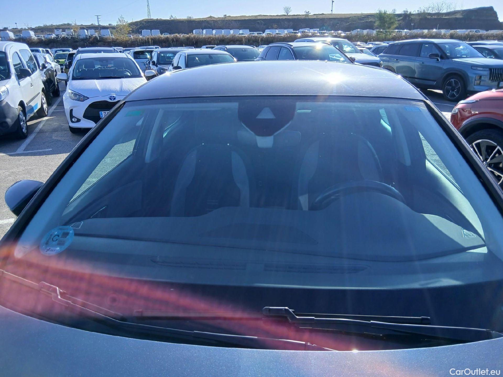  Seat  Leon SEAT León / 2016 / 5P / berlina con portón 1.0 EcoTSI 85kW St&Sp Style Visio Ed Nav #1