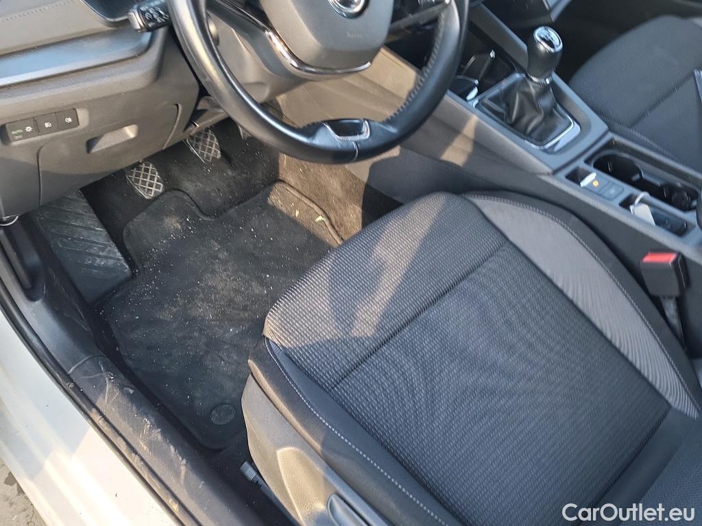  Skoda  Octavia SKODA  / 2020 / 5P / berlina con portón 2.0 TDI 110kW (150CV) Manual Ambition #16