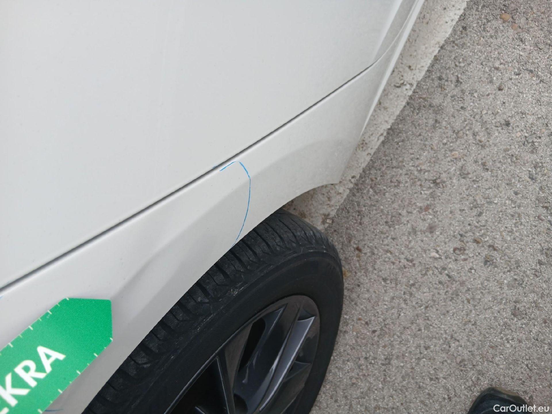  Seat  Leon SEAT León / 2016 / 5P / berlina con portón 1.5 TSI 95kW (130CV) St&Sp Style Visio Edition #17