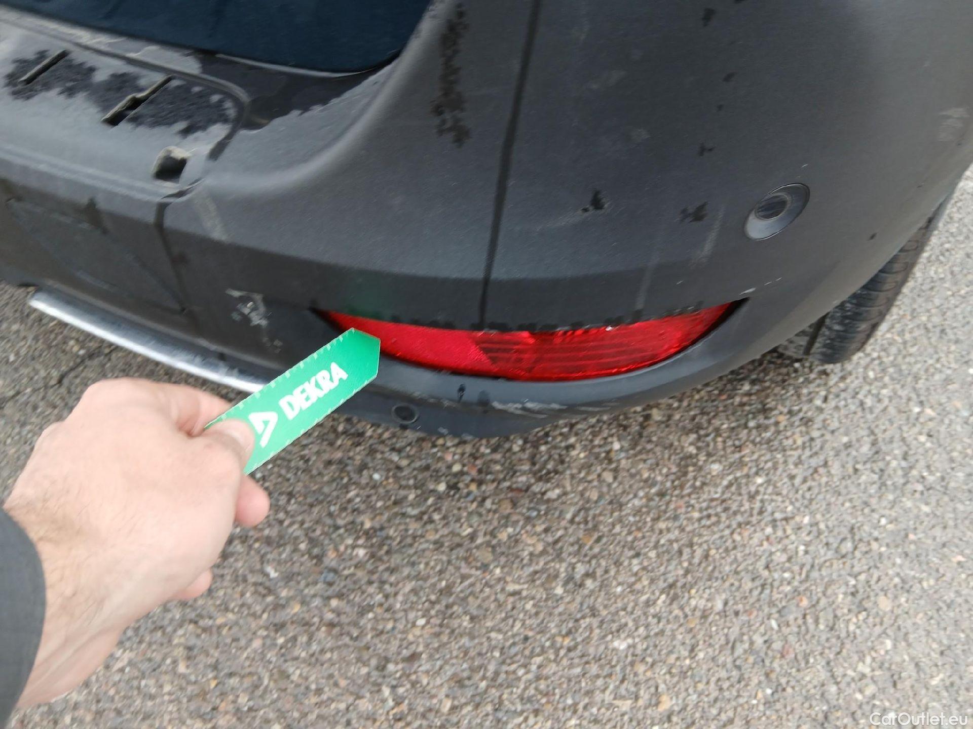  Peugeot  5008 PEUGEOT  / 2020 / 5P / todoterreno 2.0 BlueHDi 133kW S&S GT EAT8 #22