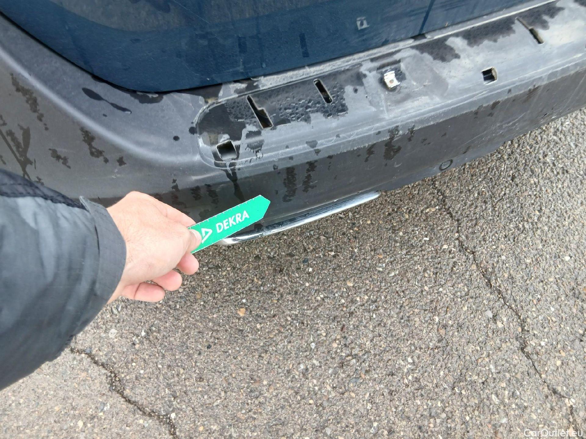  Peugeot  5008 PEUGEOT  / 2020 / 5P / todoterreno 2.0 BlueHDi 133kW S&S GT EAT8 #18