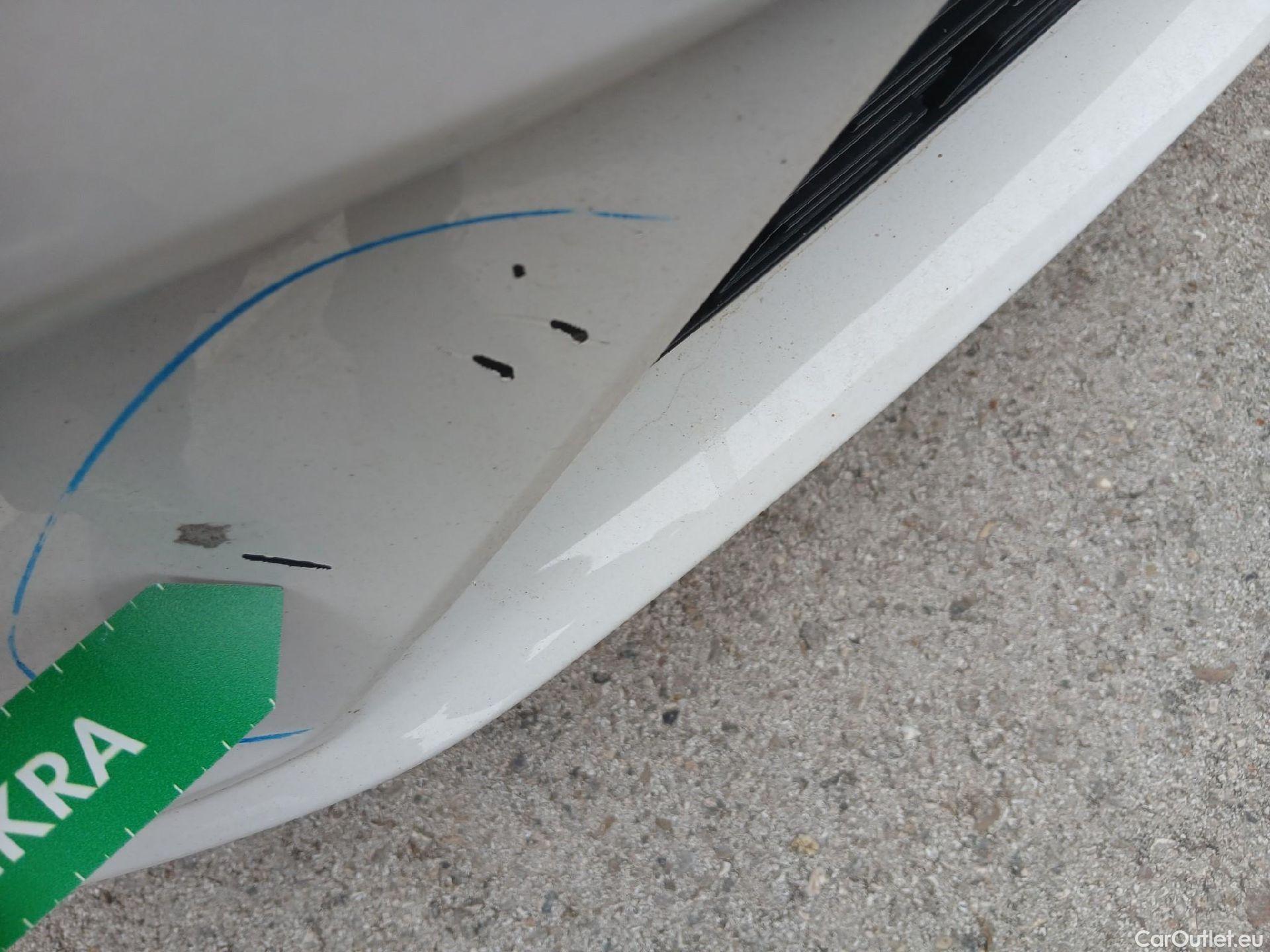  Seat  Leon SEAT León / 2016 / 5P / berlina con portón 1.5 TSI 95kW (130CV) St&Sp Style Visio Edition #6