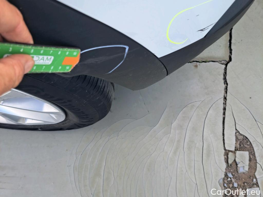  Renault  Captur RENAULT  / 2019 / 5P / todoterreno Intens TCe 90 (AC) #41