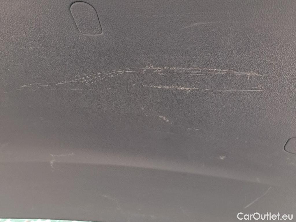  Skoda  Octavia SKODA  / 2020 / 5P / familiar Combi 2.0 TDI 110kW (150CV) DSG Style #4