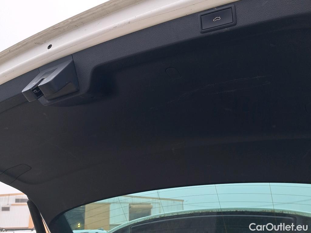  Skoda  Octavia SKODA  / 2020 / 5P / familiar Combi 2.0 TDI 110kW (150CV) DSG Style #3