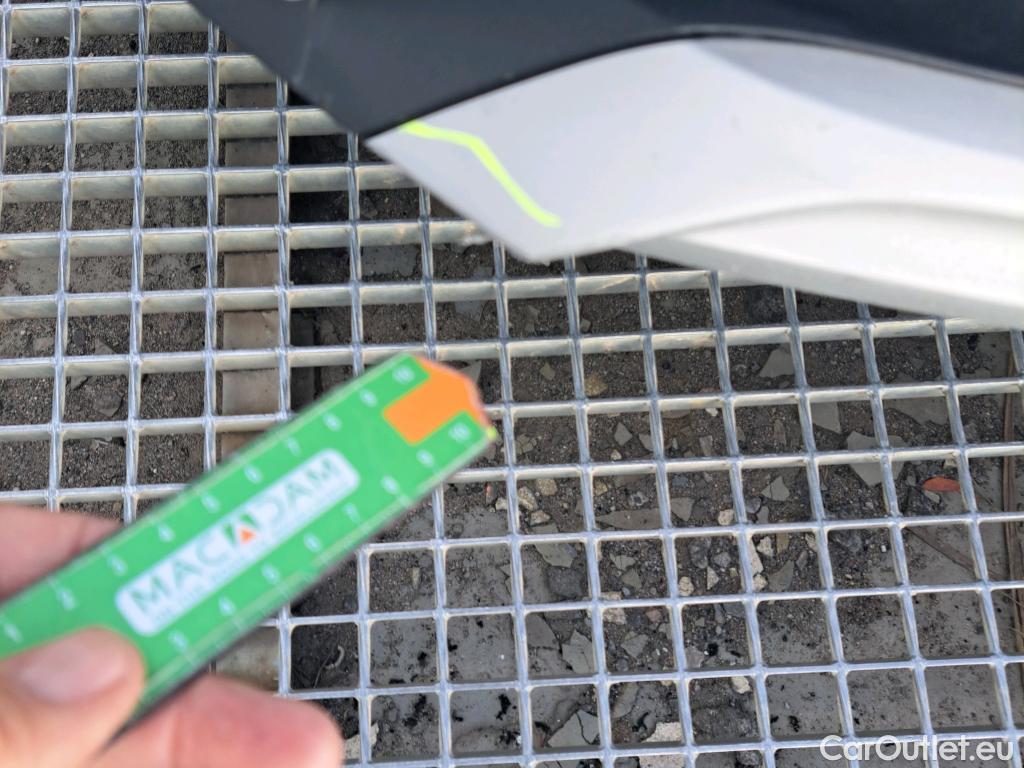  Renault  Captur RENAULT  / 2019 / 5P / todoterreno Intens TCe 90 (AC) #24