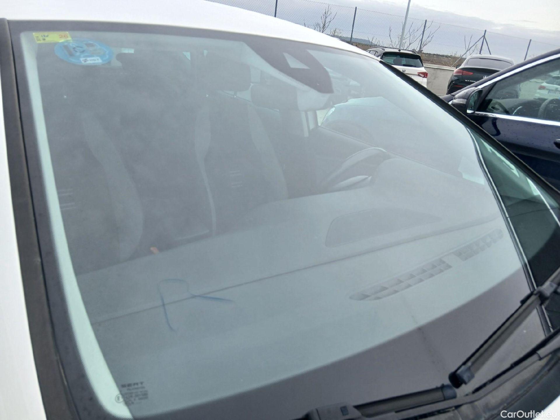  Seat  Leon SEAT León / 2016 / 5P / berlina con portón 1.5 TSI 95kW (130CV) St&Sp Style Visio Edition #4