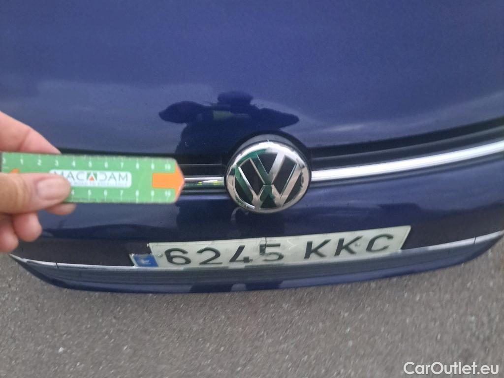  Volkswagen  Golf  VOLKSWAGEN / 2016 / 5P / berlina con portón Advance 1.6 TDI 85kW (115CV) DSG #8