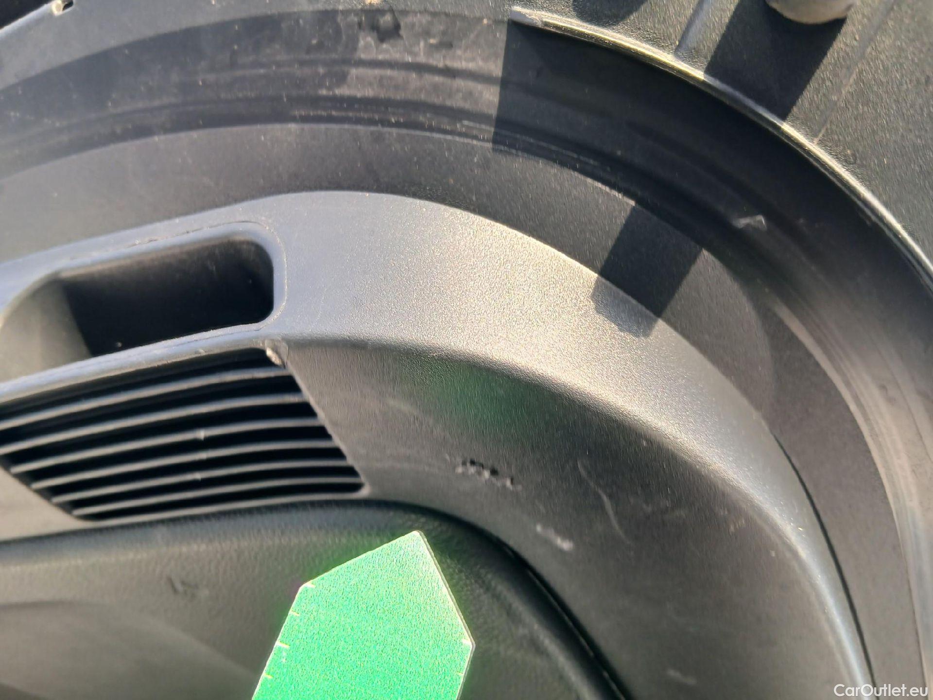  Toyota  Corolla TOYOTA  / 2019 / 5P / familiar 1.8 125H ACTIVE TECH E-CVT TOU SPORT #3