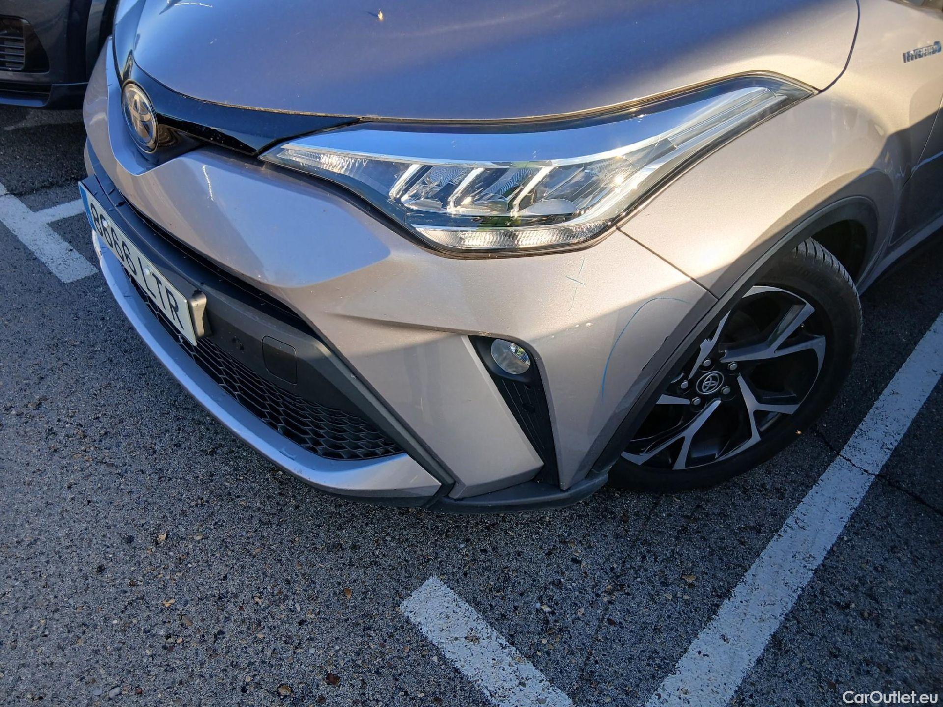  Toyota  C-HR TOYOTA  / 2019 / 5P / todoterreno 1.8 125H Advance #20