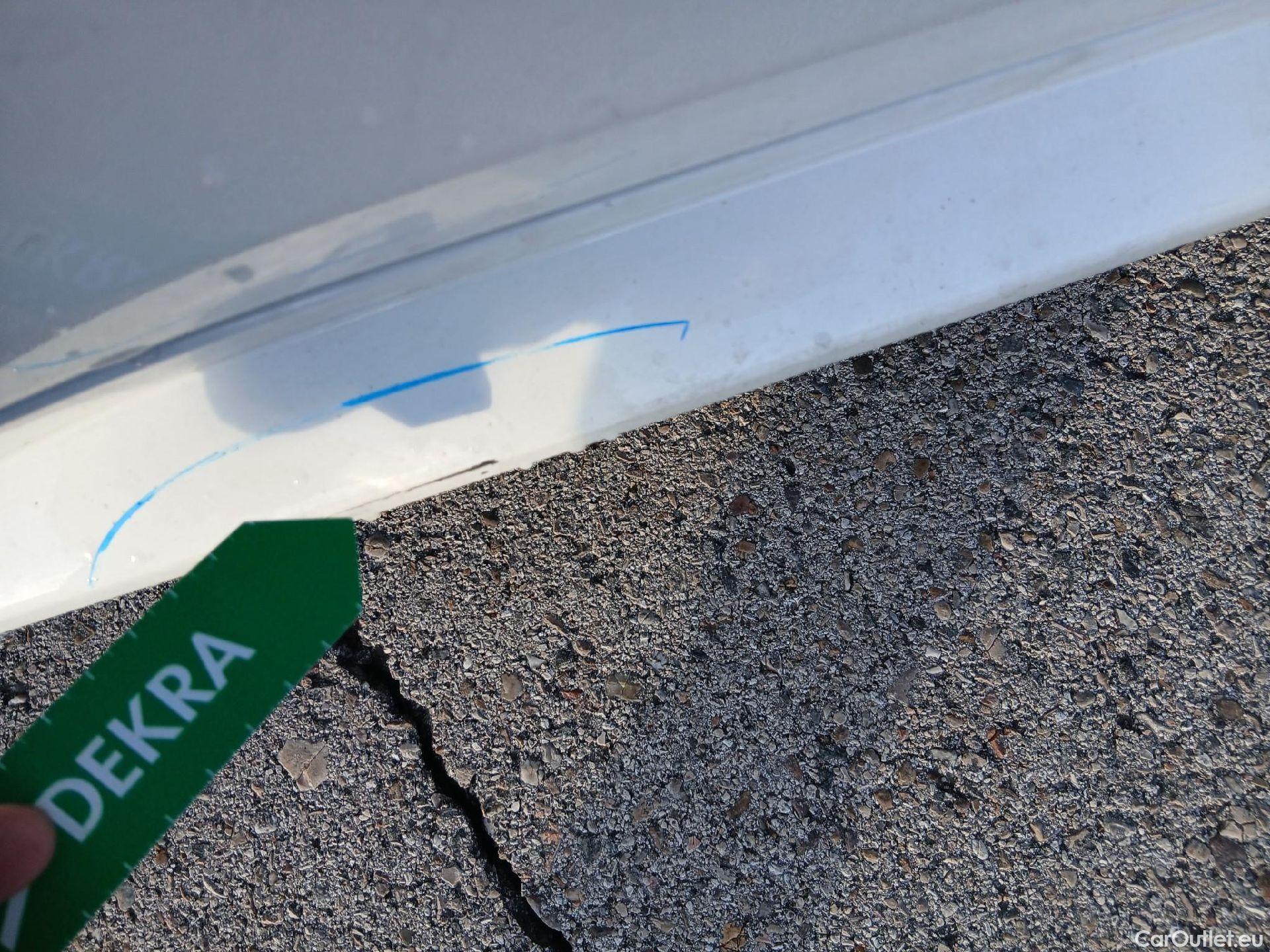  Toyota  Corolla TOYOTA  / 2019 / 5P / familiar 1.8 125H ACTIVE TECH E-CVT TOU SPORT #25