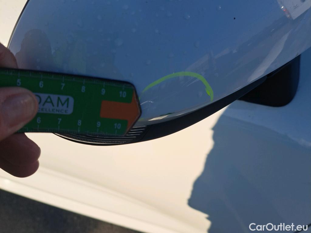  Toyota  Corolla TOYOTA  1.8 125H ACTIVE TECH E-CVT #37